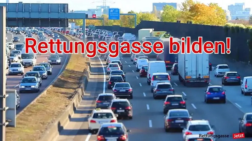 Video-Screenshot mit Blick auf die Autobahn mit stockendem Verkehr